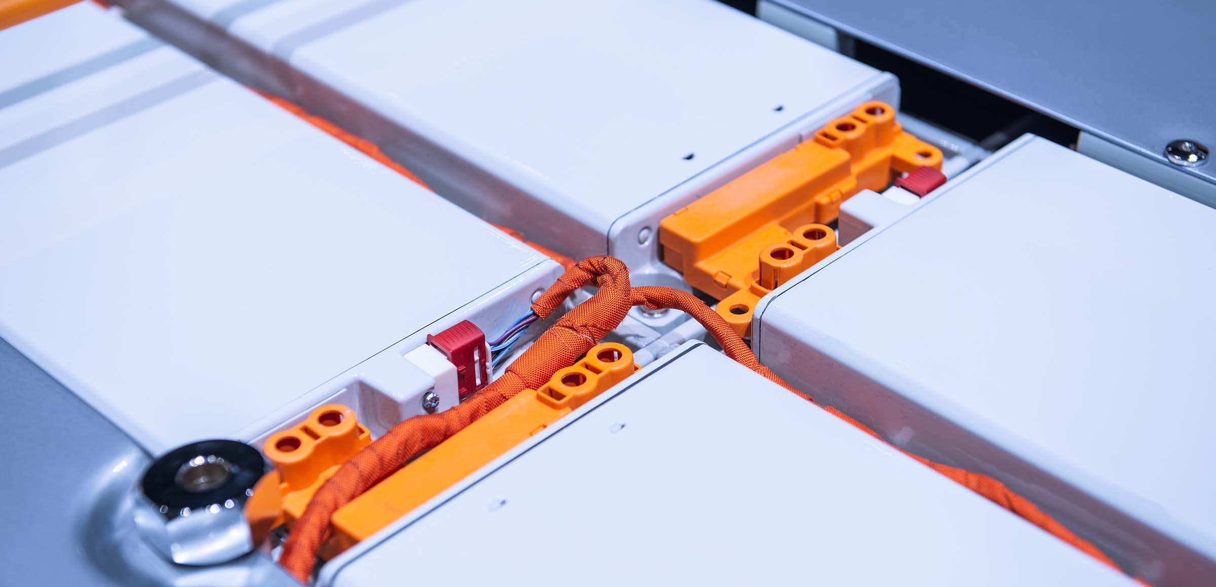 batterie-litio_2400x1160